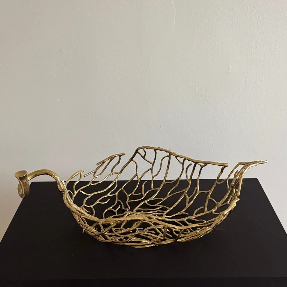 Michael Aram Autumn Leaf Design Vase - Picture 4 of 10